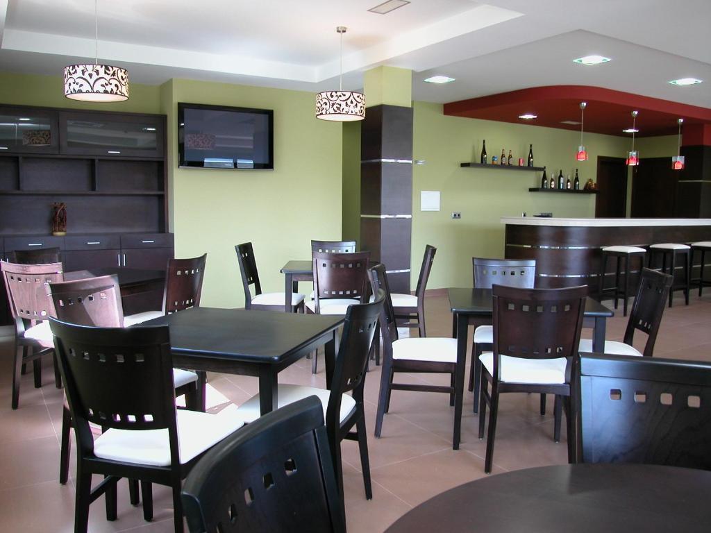 סנשנשו Hotel A Bota מראה חיצוני תמונה
