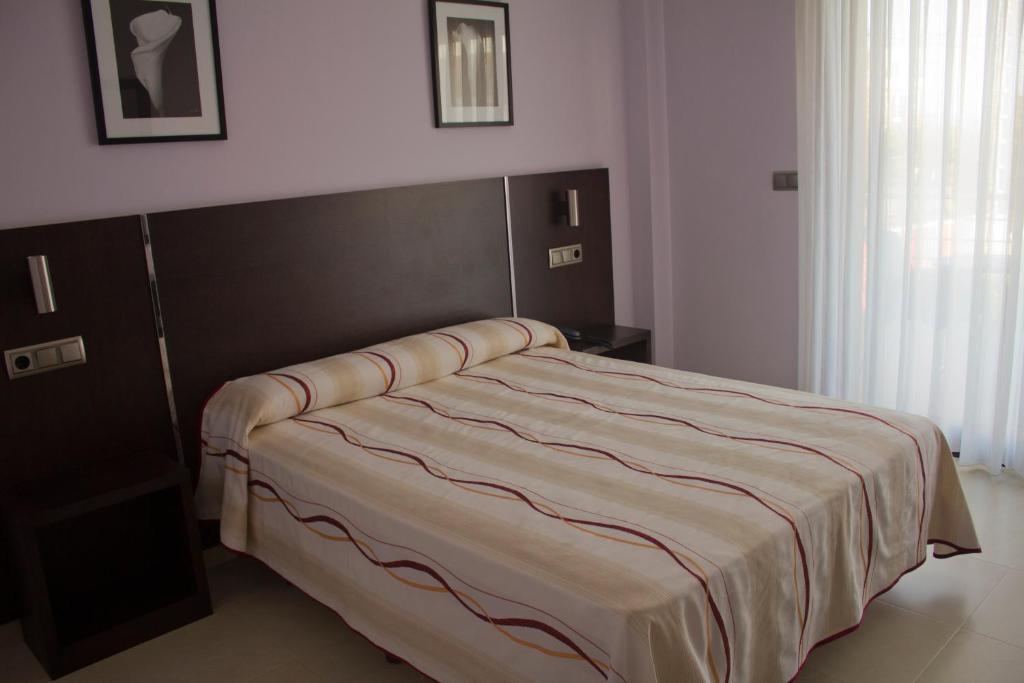 סנשנשו Hotel A Bota חדר תמונה